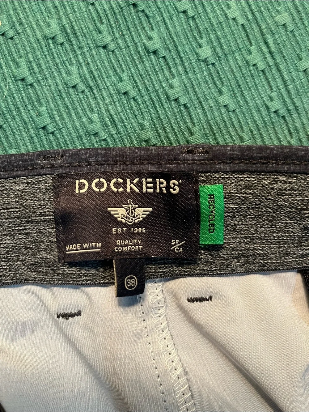 Dockers Men’s Dark Heather Gray Hybrid Shorts - Black/Gray